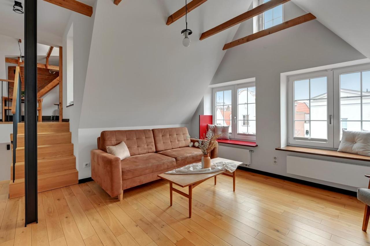 3-Level Apartment With A View Of St Mary'S Basilica By Downtown Apartments Gdansk Exterior foto
