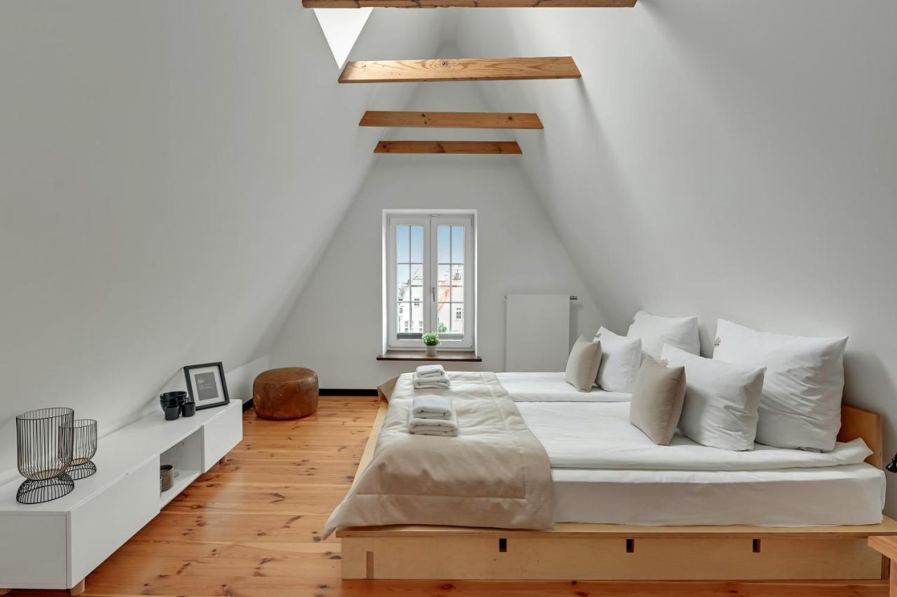 3-Level Apartment With A View Of St Mary'S Basilica By Downtown Apartments Gdansk Exterior foto