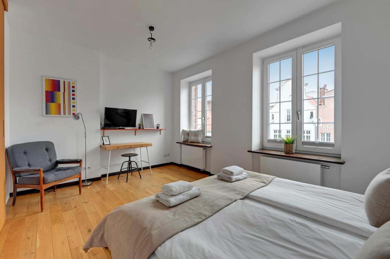 3-Level Apartment With A View Of St Mary'S Basilica By Downtown Apartments Gdansk Exterior foto